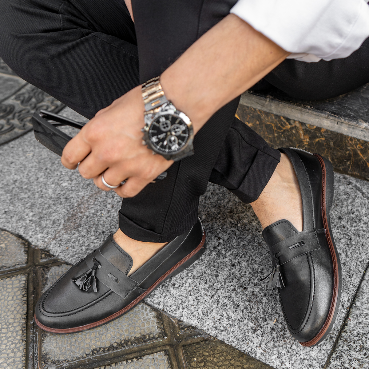 كالج مردانه مشكي مدل Rikardo