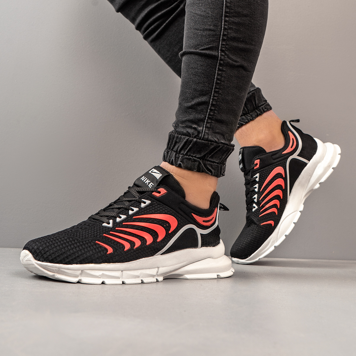 كفش مردانه مدل iham رنگ مشكي نارنجي