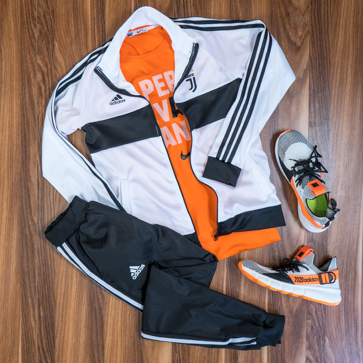 ست سوئيشرت شلوار يوونتوس مردانه مدلERAVA