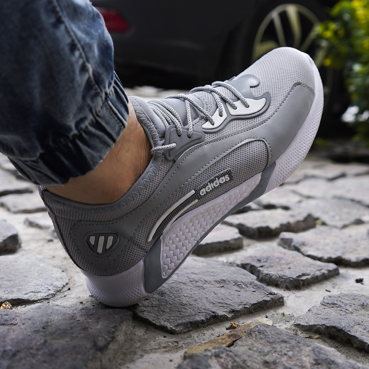 کفش ورزشی مردانه adidas طوسی مدل Broks