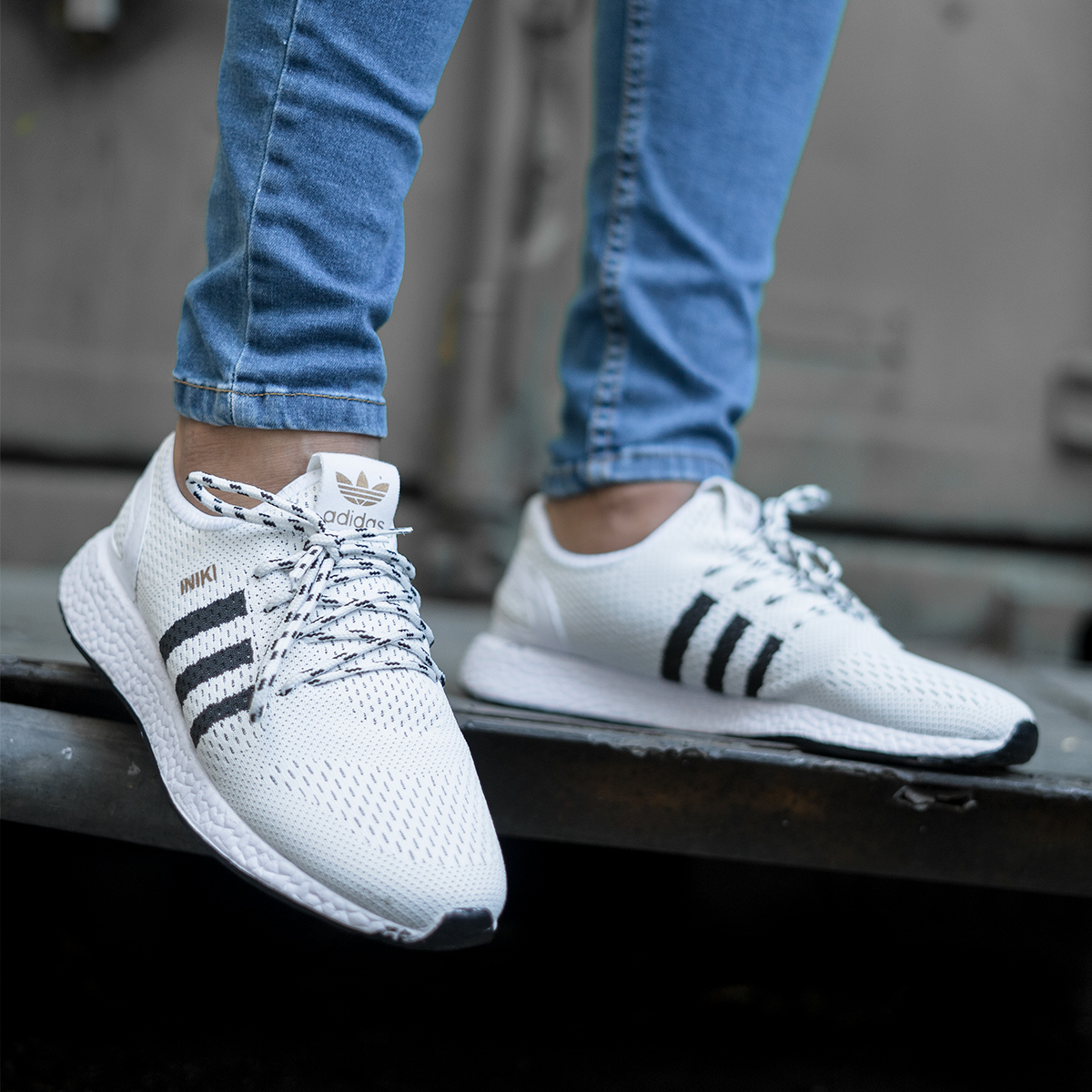 کفش ورزشی Adidas مردانه سفید مدل Unifactor