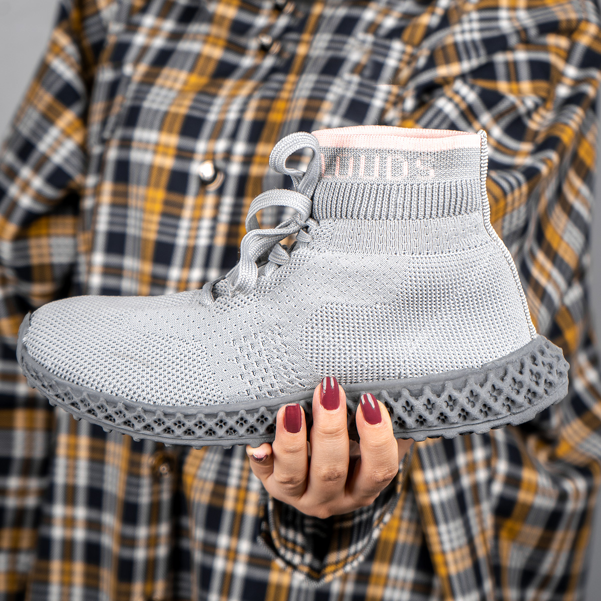 کفش ورزشی زنانه طوسی مدل Vania