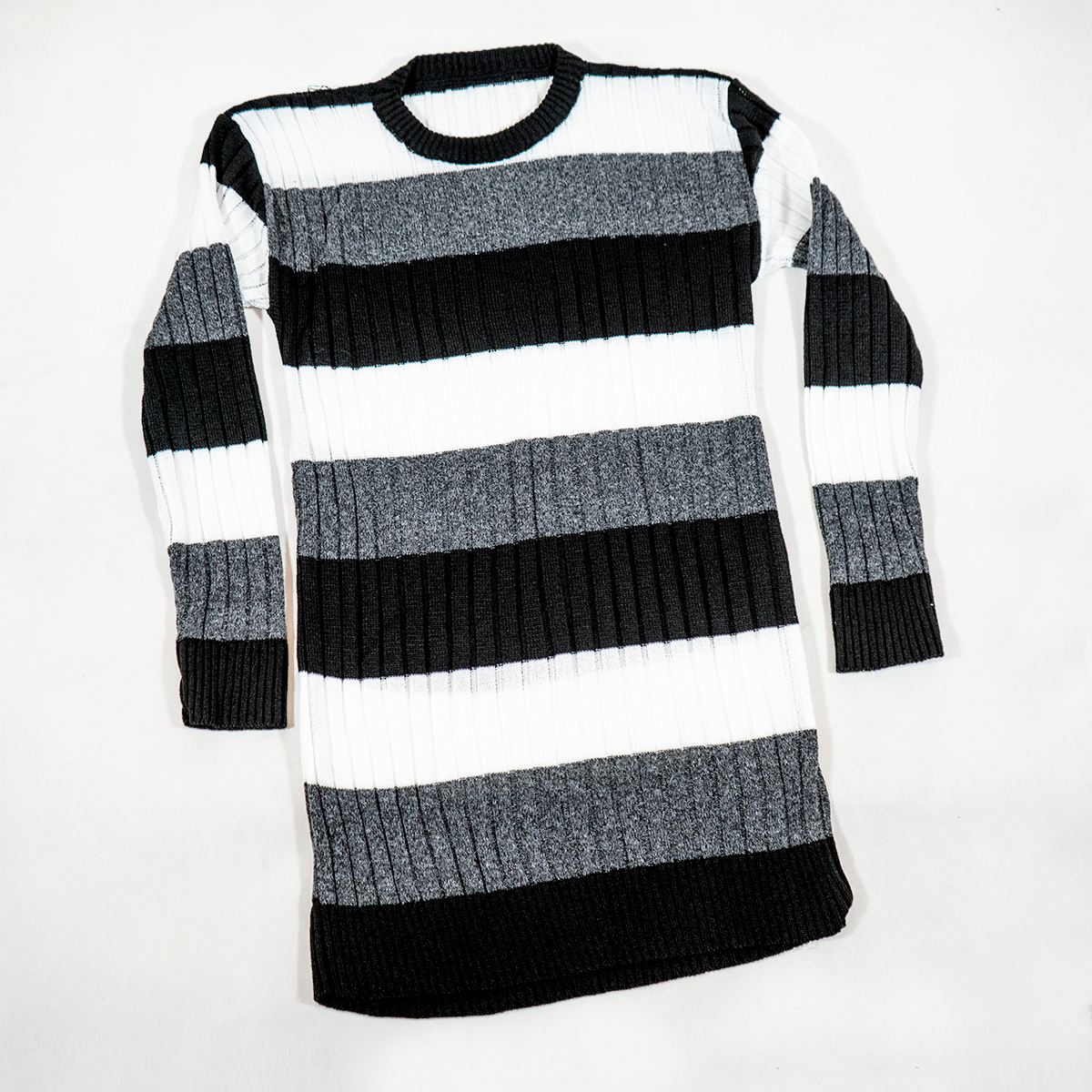 تونیک بافت زنانه راه راه ذغالی مشکی مدل kareno