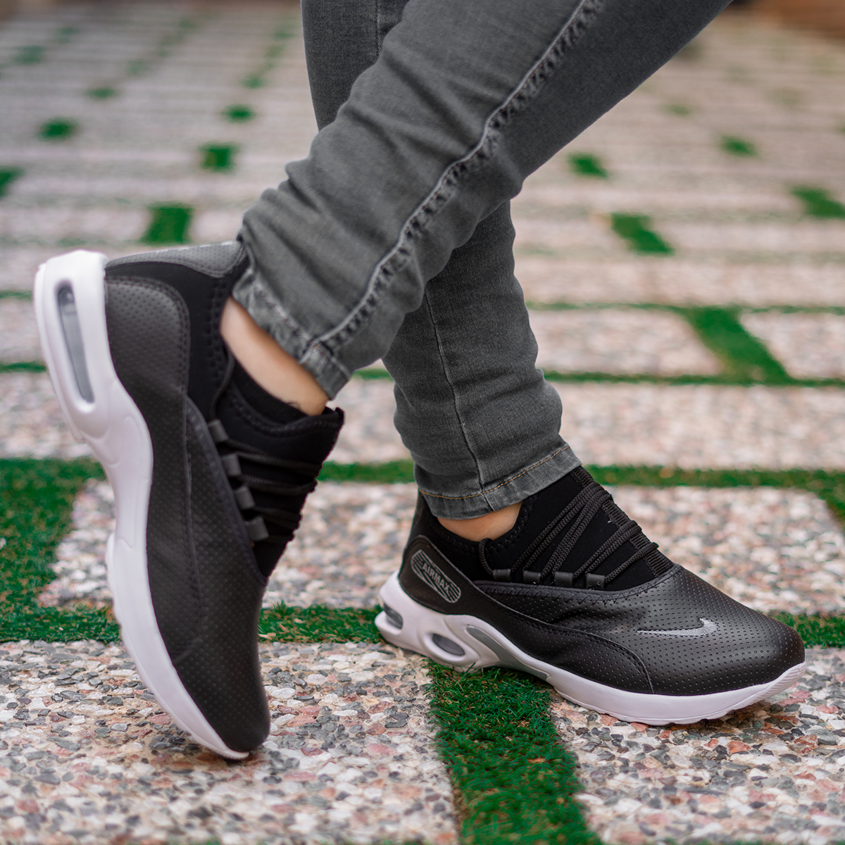 کفش ورزشی Nike airمردانه مشکی مدلoriya