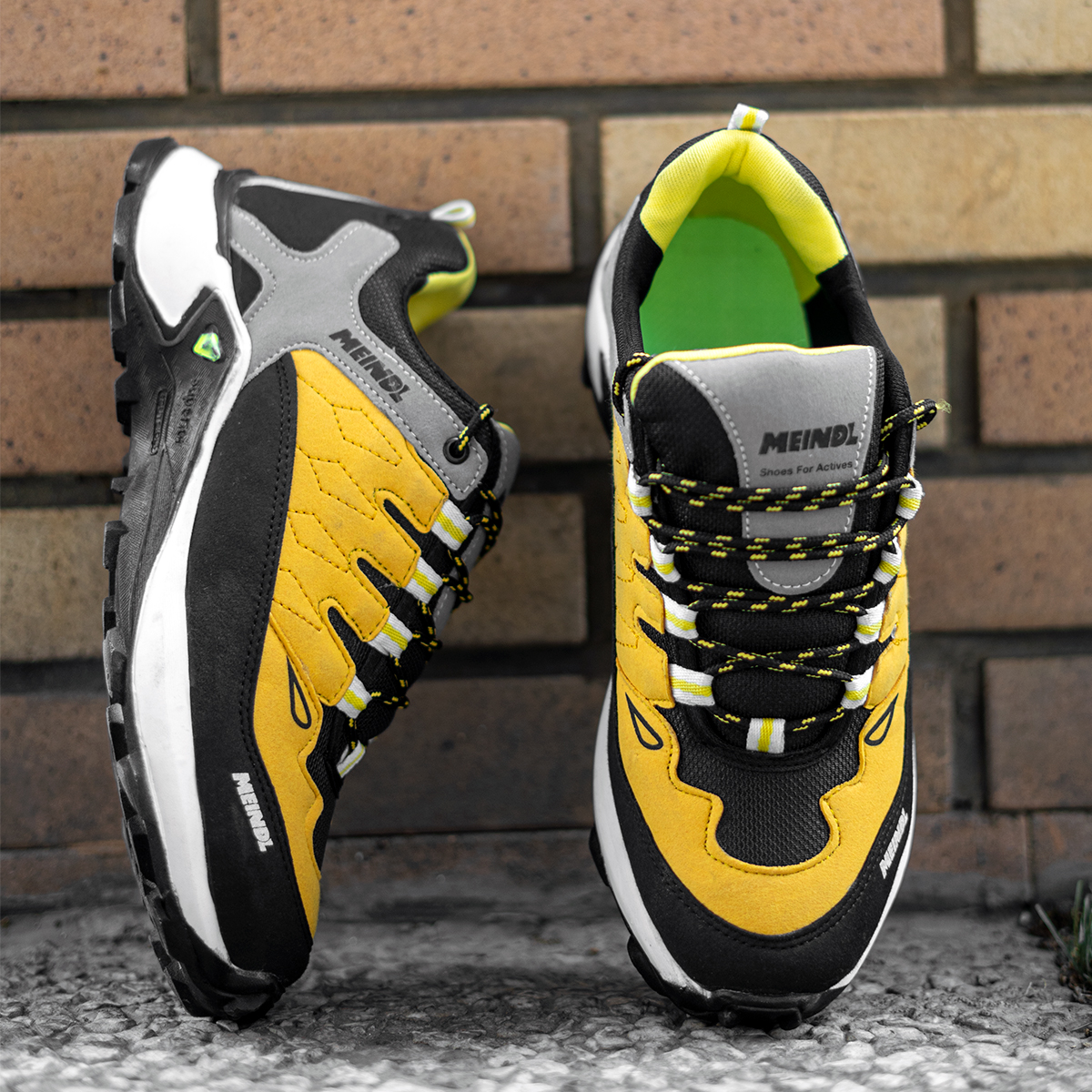 کفش ورزشی زرد طوسی مردانه مدل Gtx