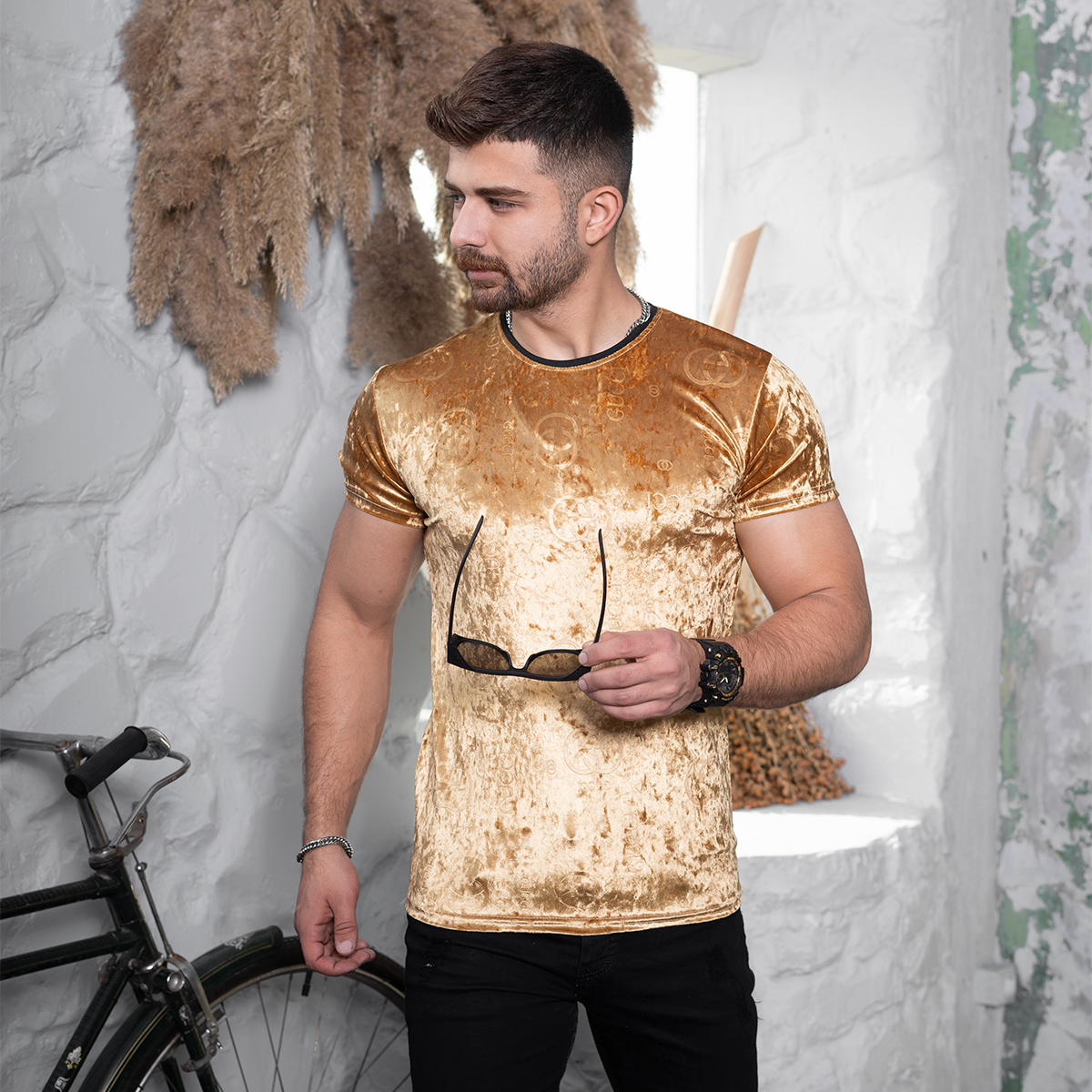 تیشرت مخمل طلایی مردانه مدل Gucci