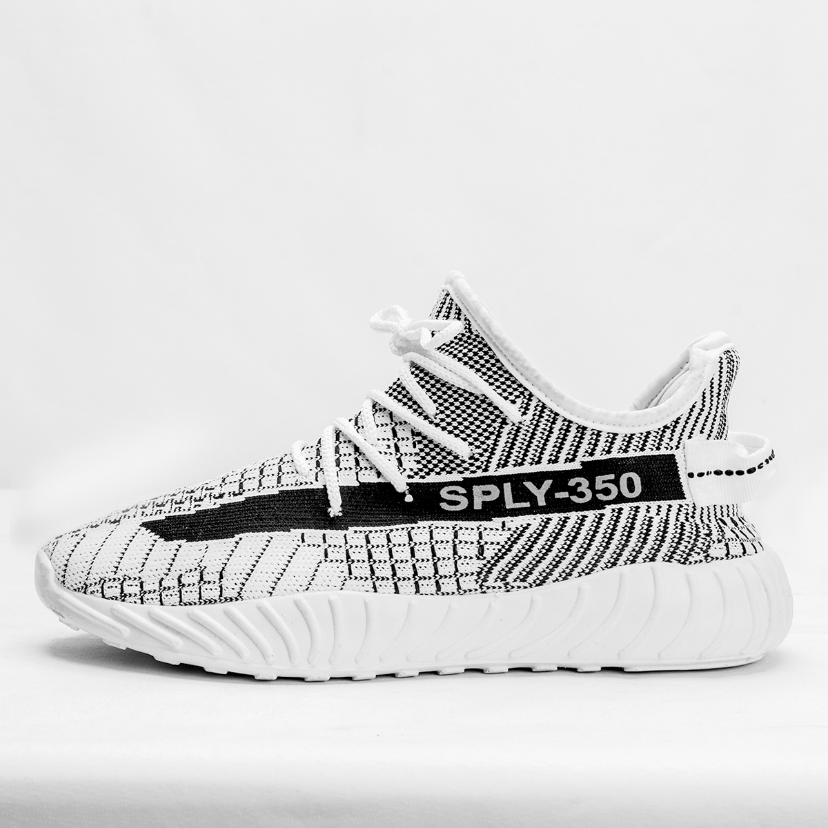 کفش Adidas سفید مردانه مدل Yeezy 350