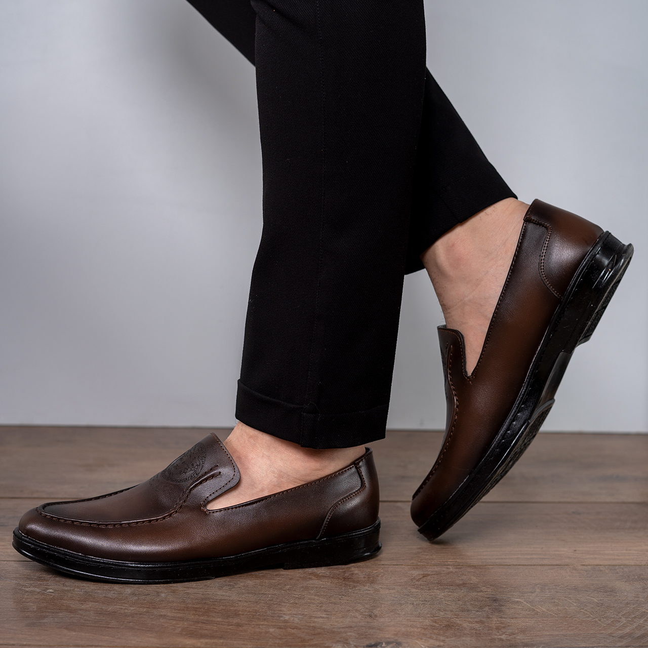 کفش کالج مردانه Versace قهوه ای مدل Ramy