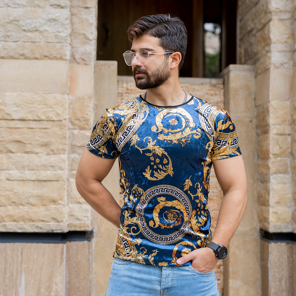 تیشرت مخمل سرمه ای طلایی ورساچه مردانه مدل 65