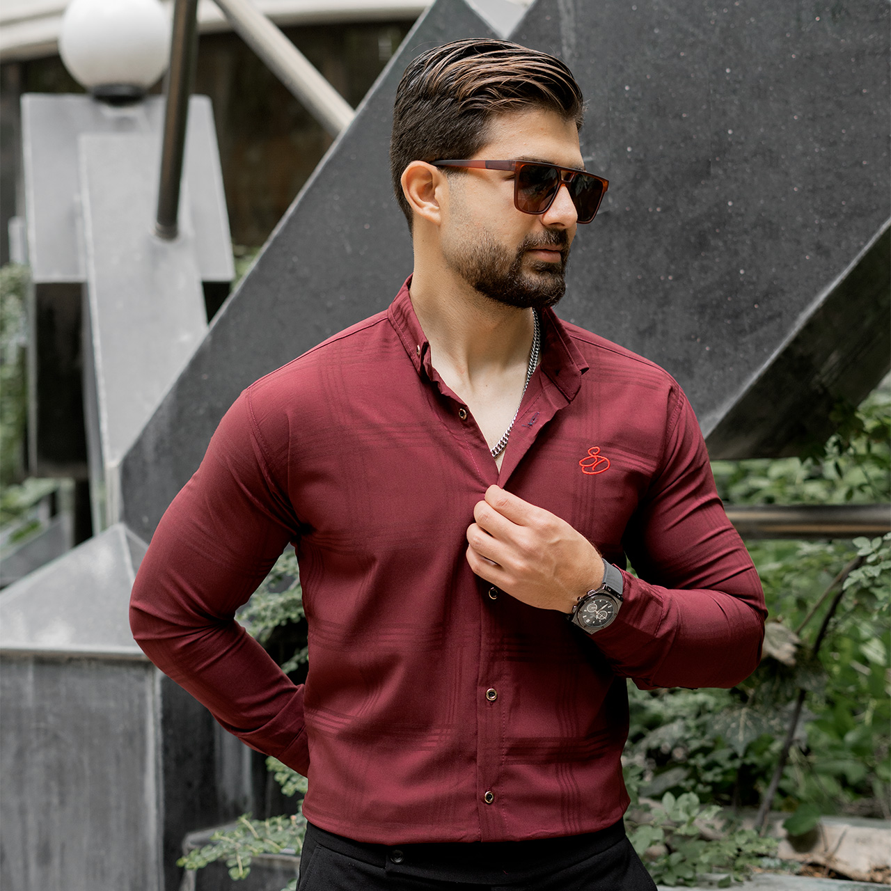 پیراهن مردانه(T) چهارخونه زرشکی مدلmoka