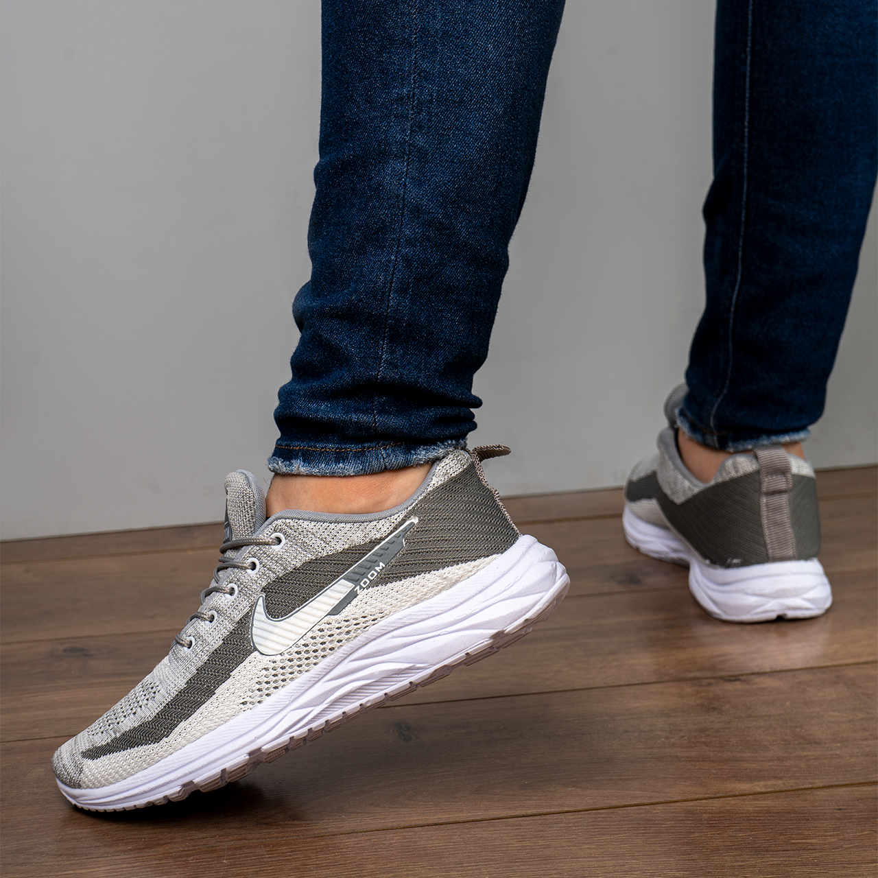 کفش ورزشی طوسی سفید مردانه مدل Nike z