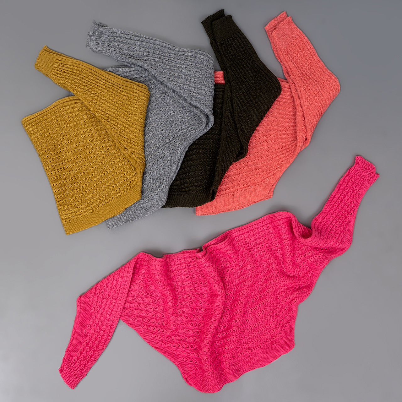 نیم تنه دخترانه گلبهی مدل Bita