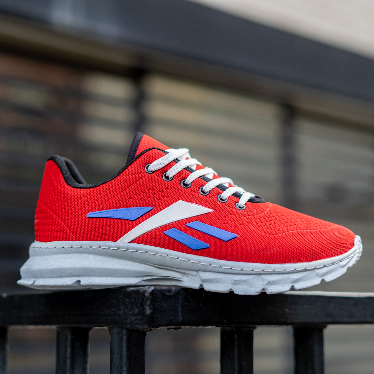 کفش ورزشی(T) مردانه قرمزمدل E60