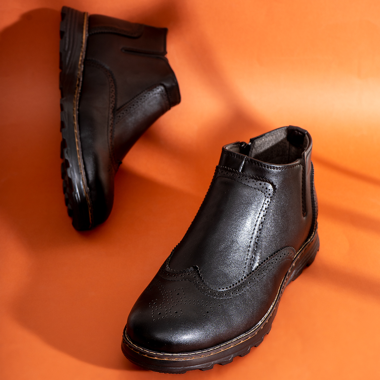 نیم بوت مردانه مشکی مدل Behbod