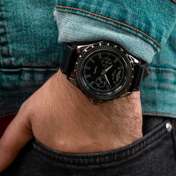 ساعت مشکی صفحه مشکی BREITLING مدل 1884