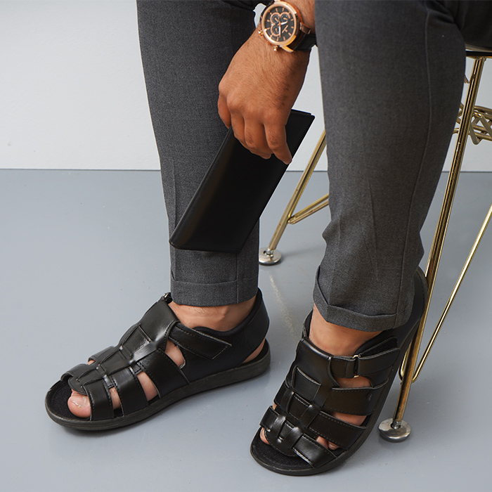 صندل مشکی مردانه مدل Amir