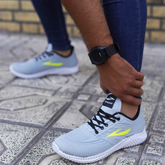 کفش ورزشی طوسی مردانه مدل Tik