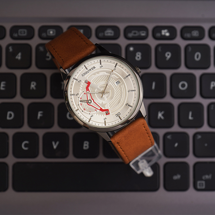 ساعت مچی عسلی صفحه سفید(طرح کمان) empower مدل EM20