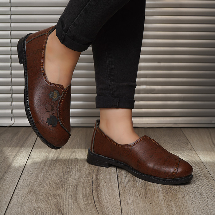 کفش قهوه ای زنانه مدل Paeez