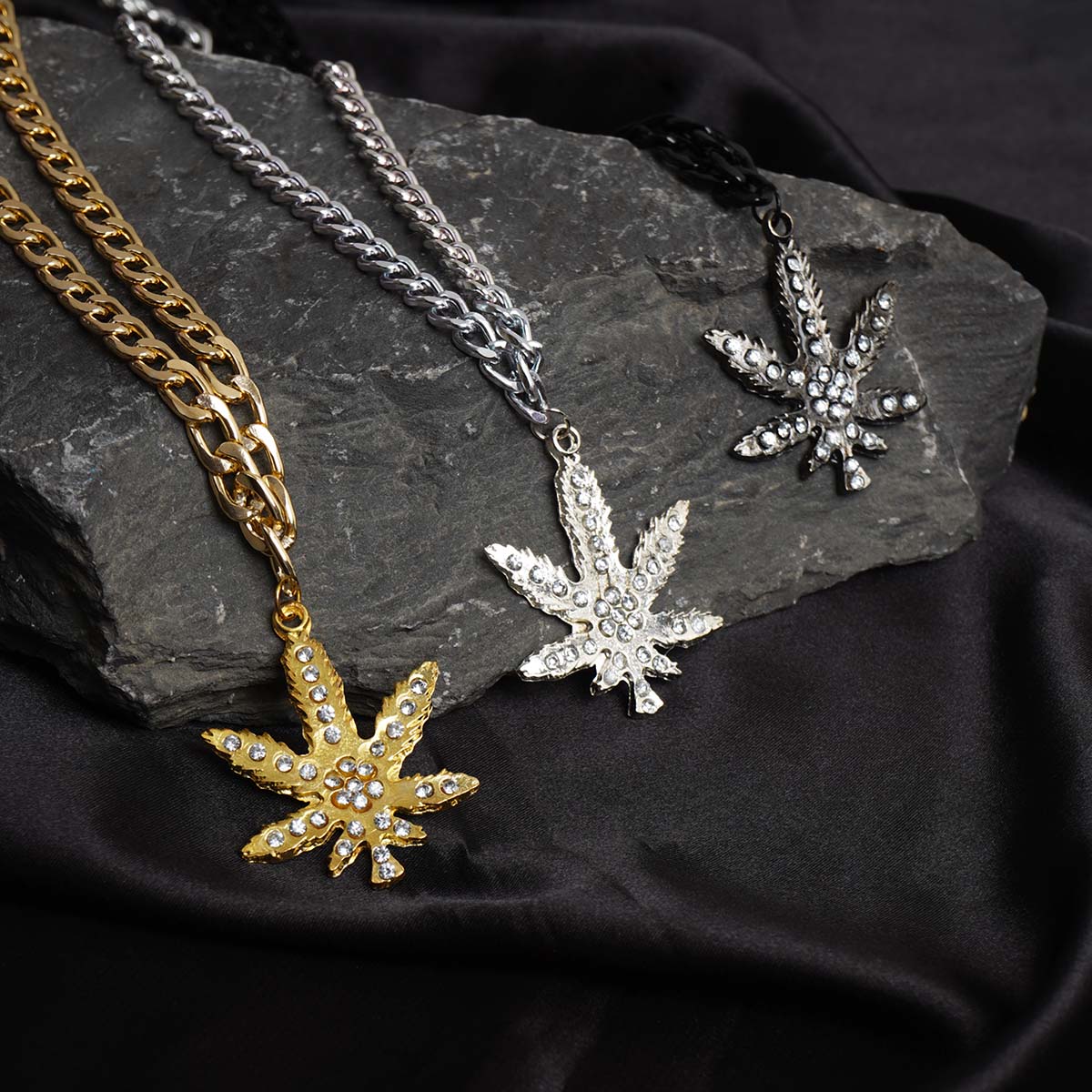 گردنبند نقره ای مدل Barg