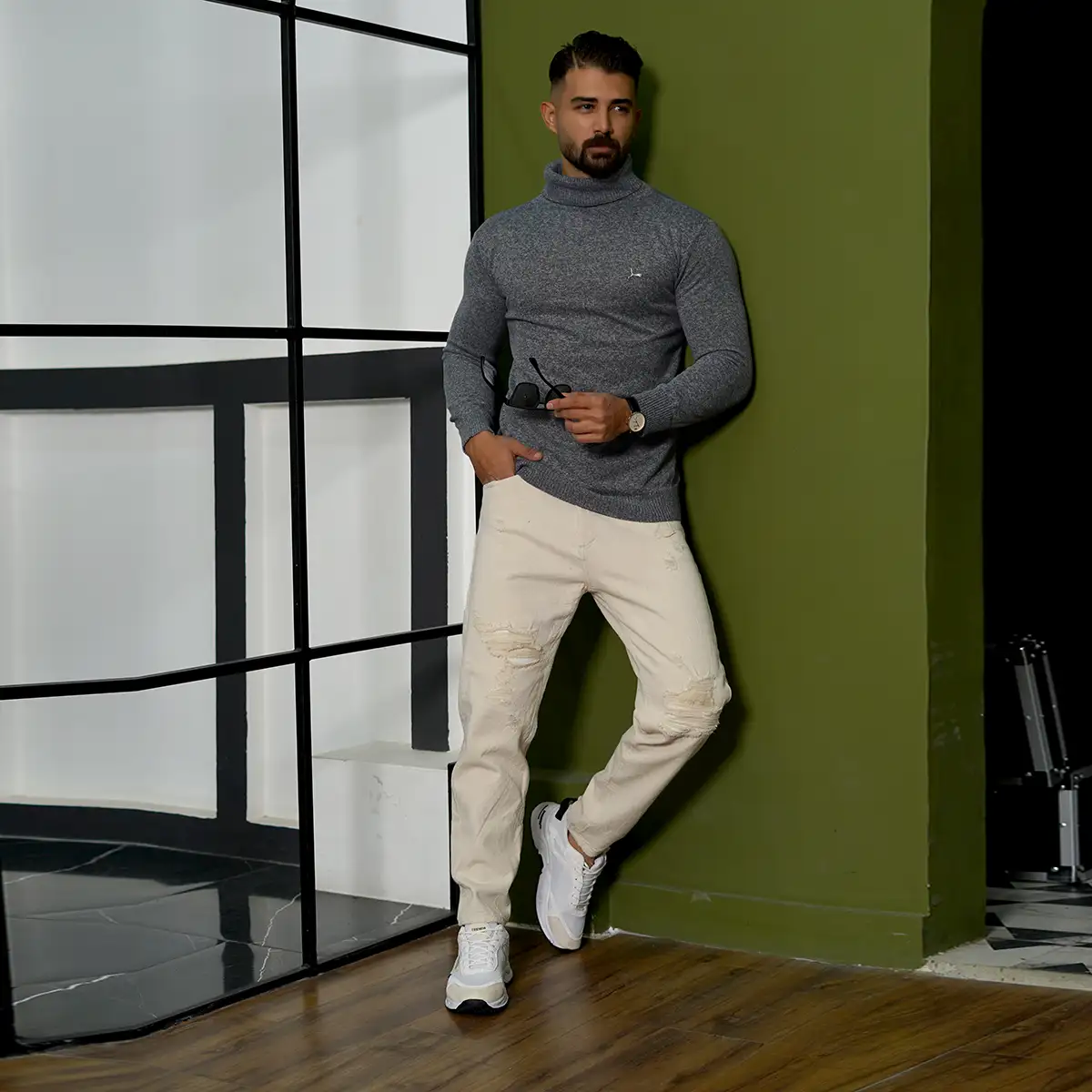 پلیور یقه اسکی پوما ذغالی مدل Daryoosh