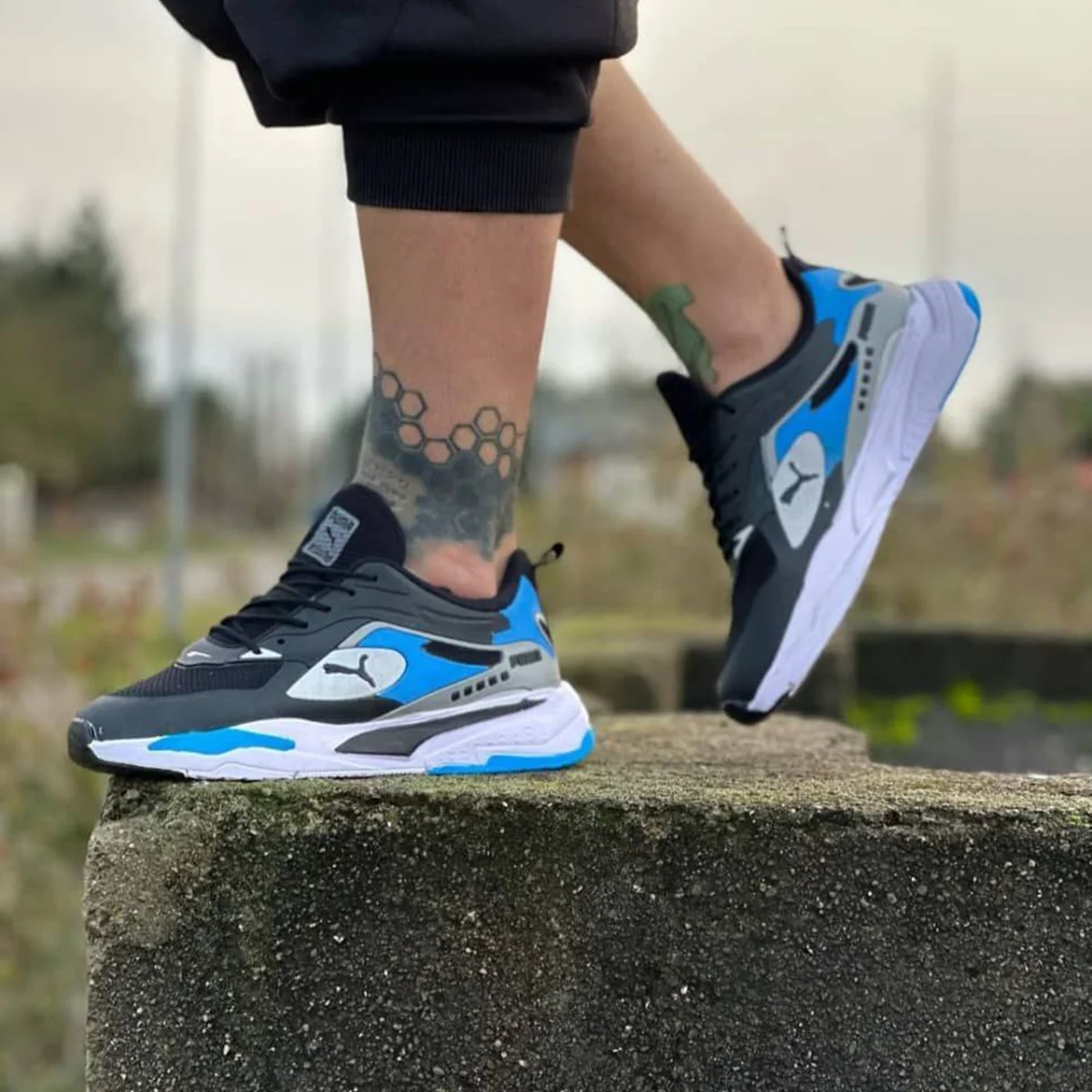 کفش ورزشی مردانه مشکی آبی مدل Pumash