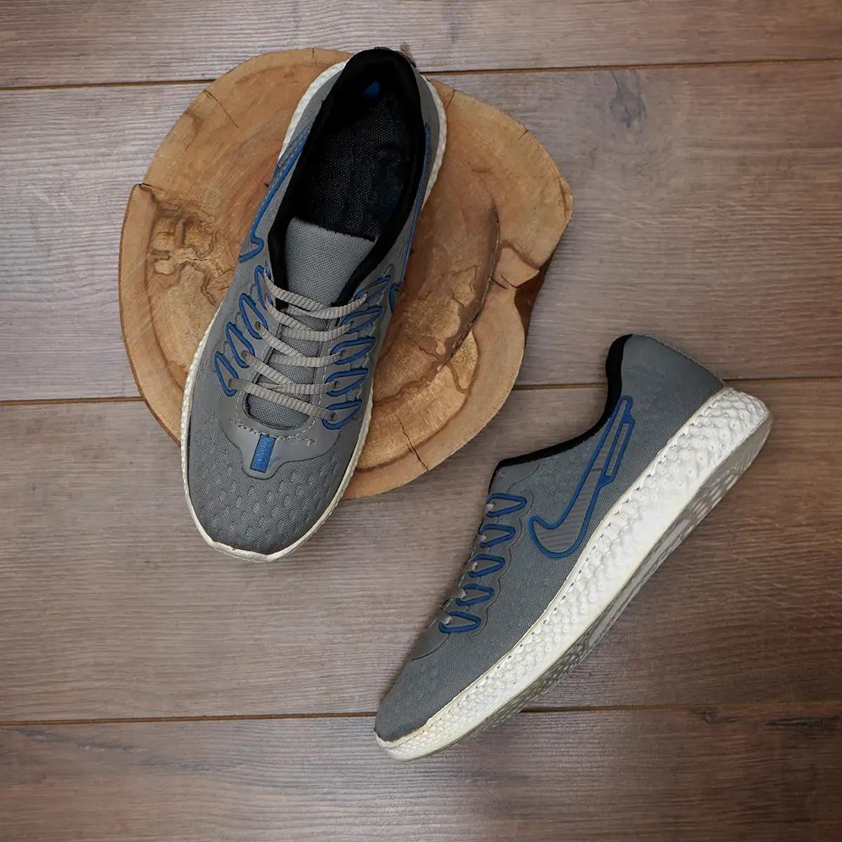 کفش ورزشی مردانه طوسی مدل vamsi