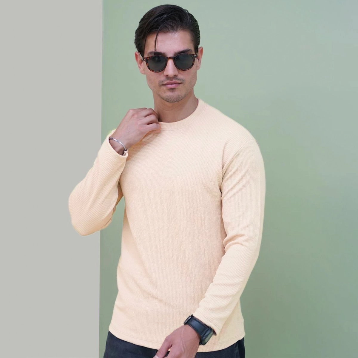 بلوز مردانه آستین بلند کرم مدل Atra