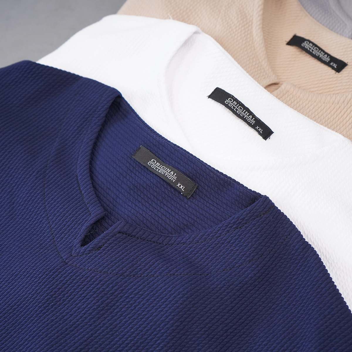 بلوز مردانه طوسی روشن یقه کوبایی مدل Etron