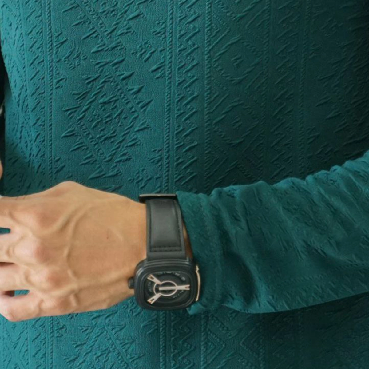 بلوز طرح دار مردانه مراکشی سبز مدل Nikan