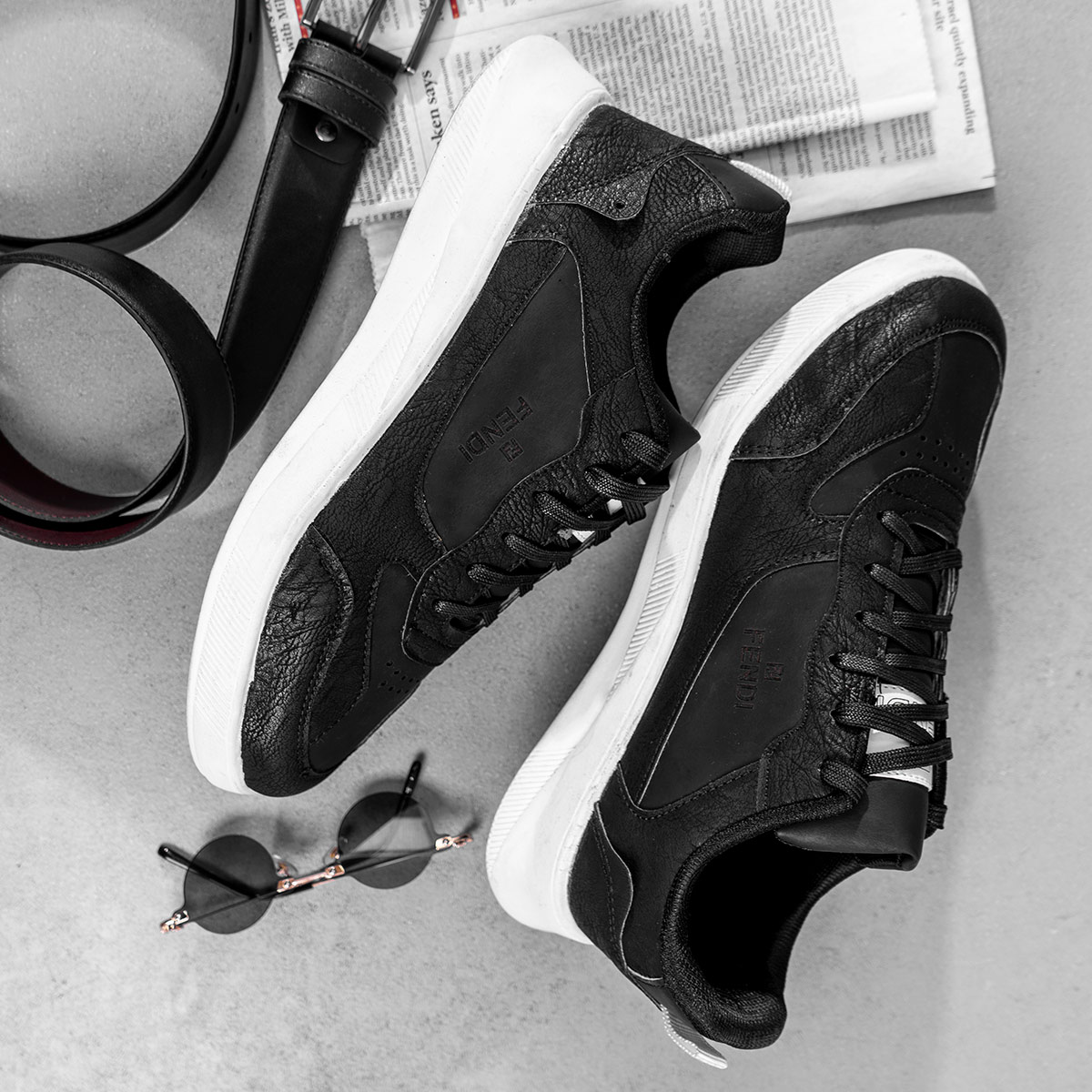 کفش اسپرت Fendi مردانه مشکی مدل Aragon