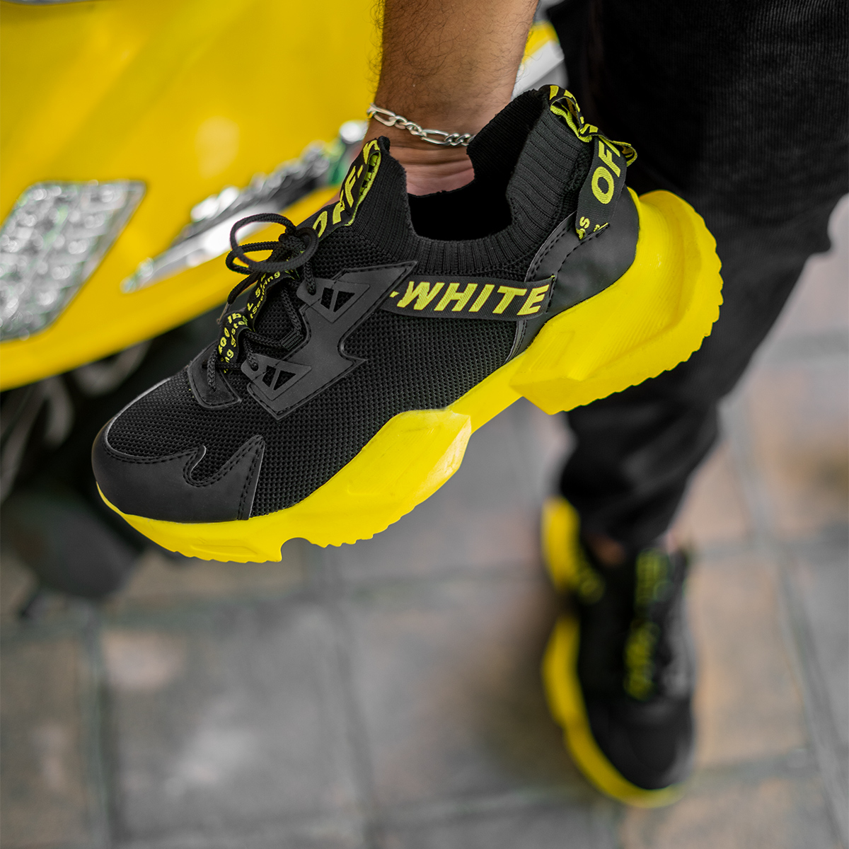 کفش ورزشی OFF WHITE مردانه مشکی زرد مدل Loka-