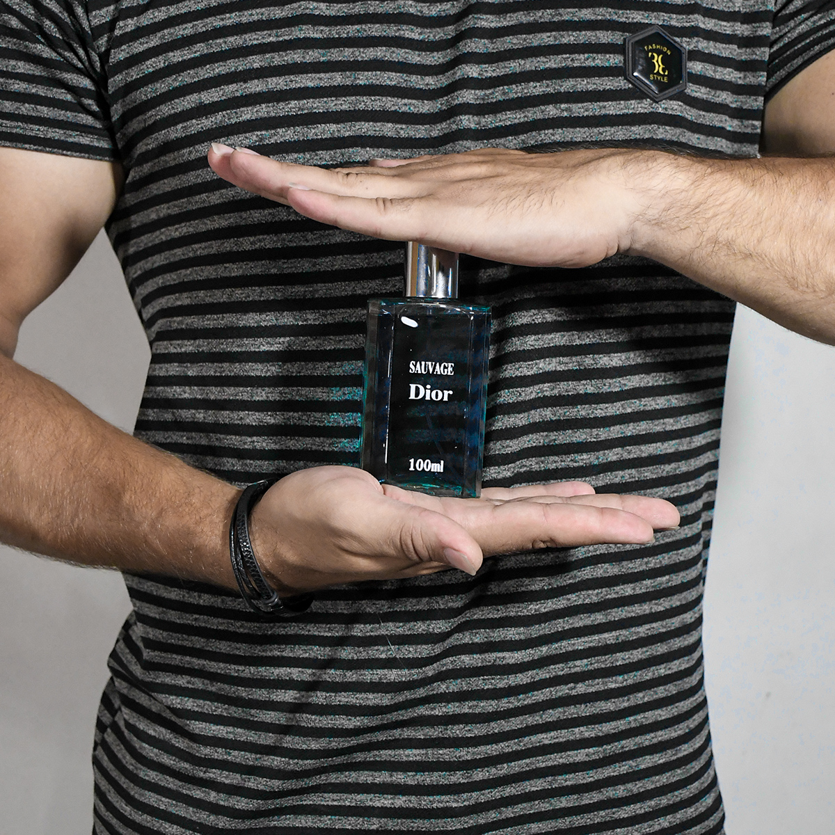 عطر مردانه Dior مدل Sauvage