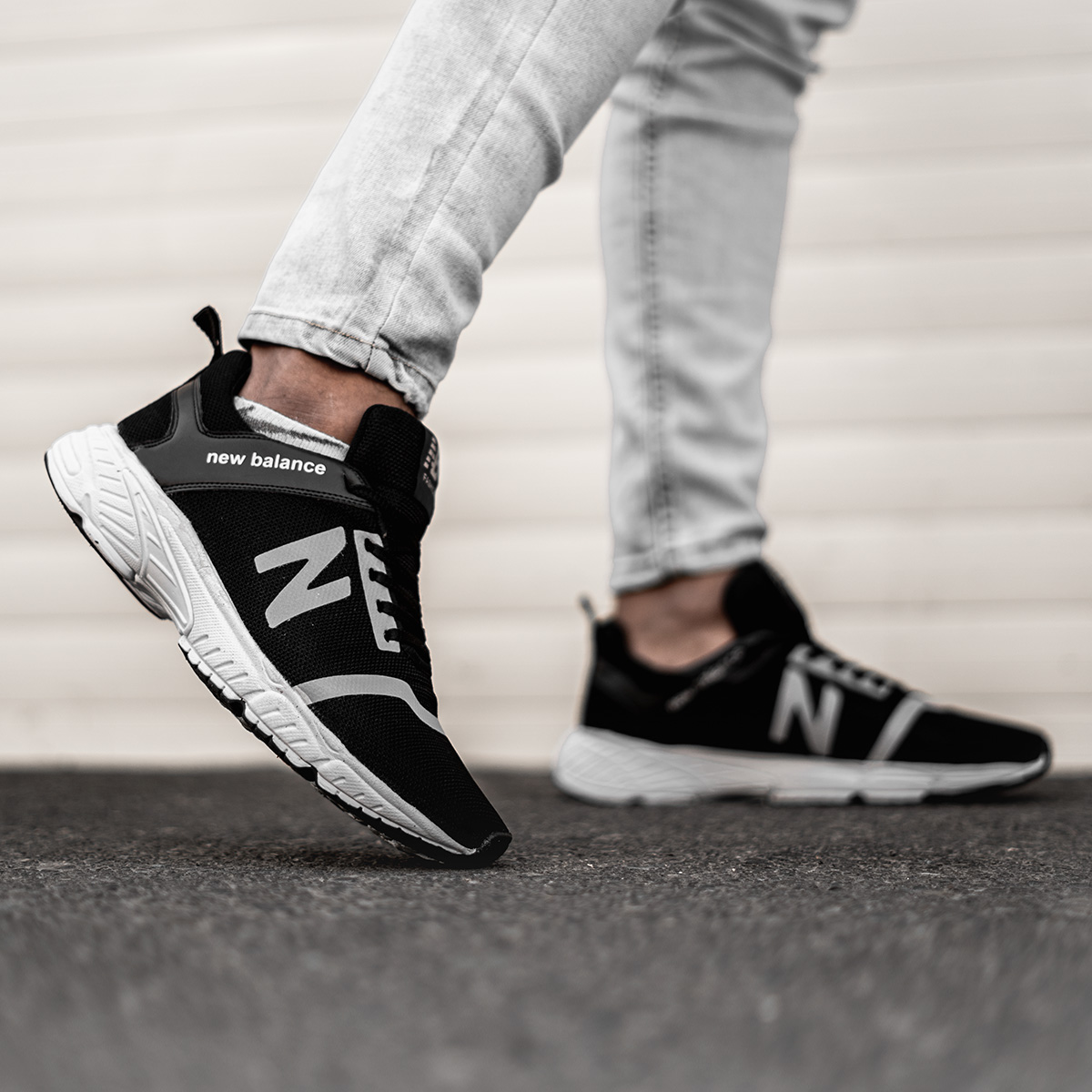 کفش ورزشی New Balance مردانه مشکی مدل Rolan