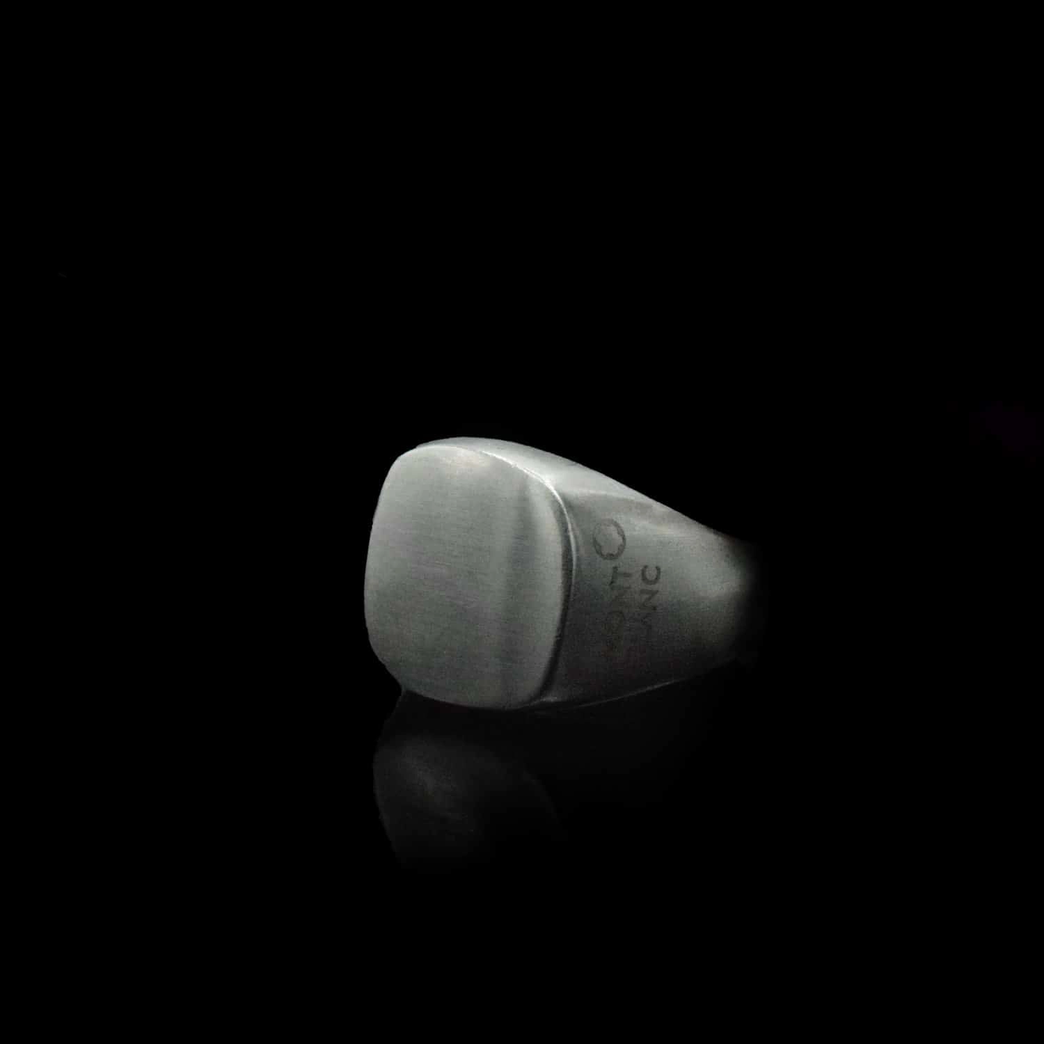 انگشتر مردانه مشکی مدل Mont Blanc